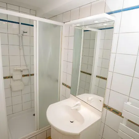 Apartment Appt Prive / Piscine Jacuzzi / 10 Min A Pied De La Plage *